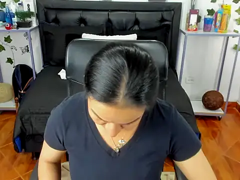 Violeta stilll online show from November 13, 2025, 7:24 pm