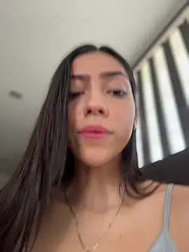 Ema azel online show from April 19, 2026, 2:16 pm