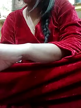 Im Cute online show from December 12, 2024, 7:37 pm