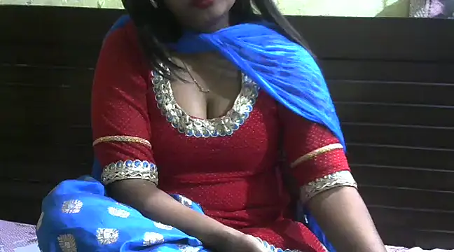 Im Cute online show from February 14, 2025, 6:29 pm