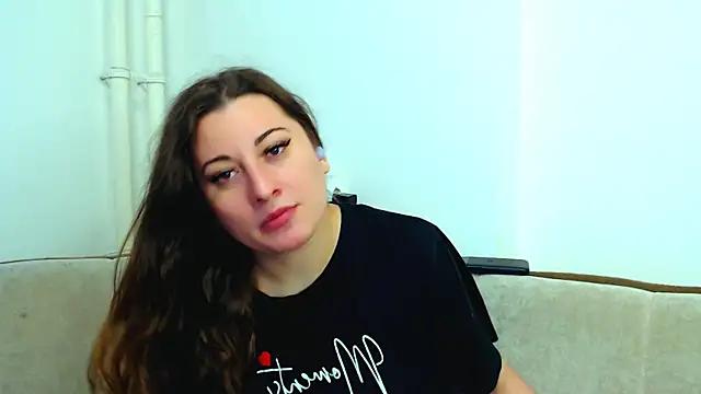 Helen Adams  online show from December 24, 2024, 7:39 am