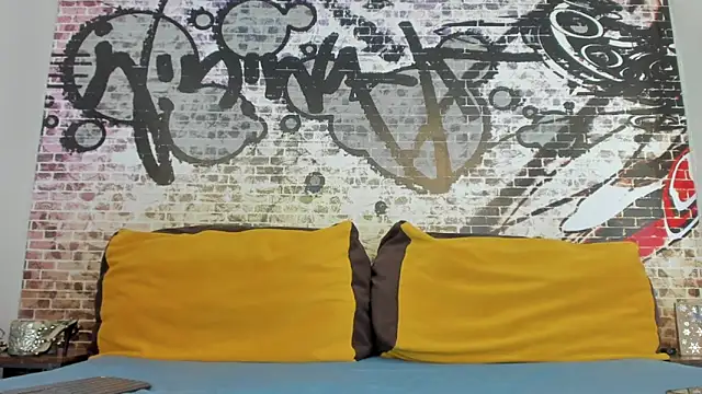 its me miley online show from February 26, 2025, 1:19 pm