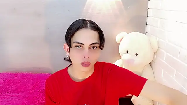 Daniela Pink  online show from September 25, 2025, 8:45 pm