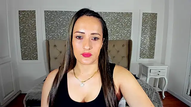 KimWessel  online show from March 18, 2025, 7:42 pm