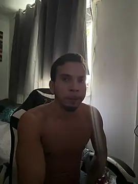 privpunhetinha01 online show from February 13, 2026, 6:15 pm