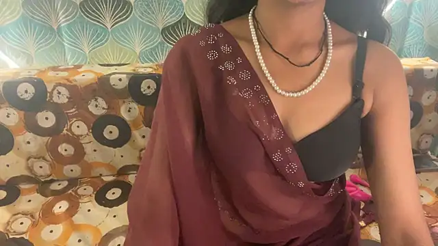 shuhana  online show from November 25, 2025, 4:56 am