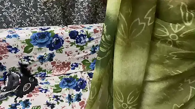 shuhana  online show from May 20, 2026, 4:40 am