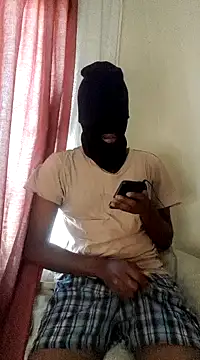 Snapshot of Gifttheskimaskboy chatting on December 5, 2024, 4:31 am Gifttheskimaskboy online show from December 5, 2024, 4:31 am