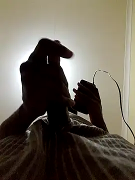 Snapshot of Gifttheskimaskboy chatting on December 15, 2024, 11:09 pm Gifttheskimaskboy online show from December 15, 2024, 11:09 pm