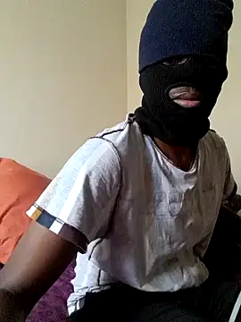 Snapshot of Gifttheskimaskboy chatting on February 18, 2025, 11:44 am Gifttheskimaskboy online show from February 18, 2025, 11:44 am