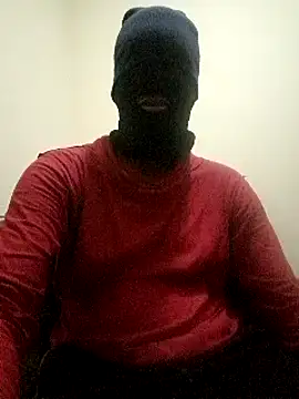 Snapshot of Gifttheskimaskboy chatting on March 17, 2025, 1:24 am Gifttheskimaskboy online show from March 17, 2025, 1:24 am