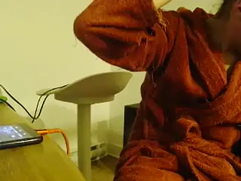 L0cKyseven77 online show from January 30, 2025, 4:37 am