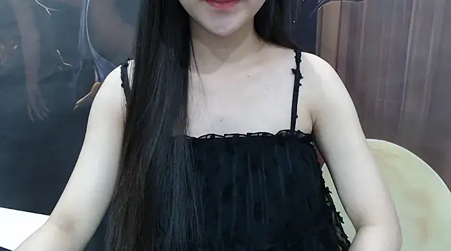 KaleAnisa online show from March 7, 2025, 10:56 am