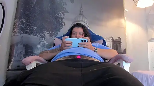 snowflake xxx online show from October 9, 2025, 3:26 am