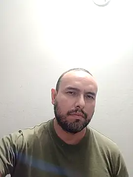 ElSunEagle online show from November 28, 2025, 4:04 am