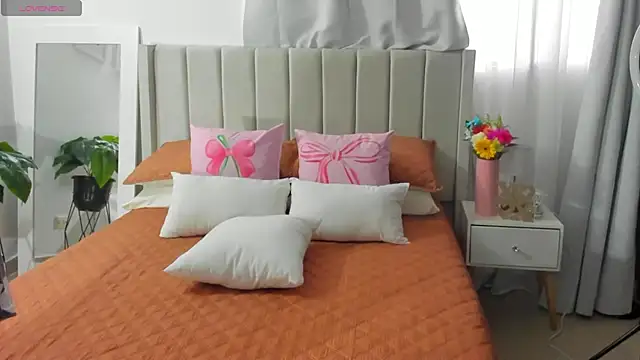 Snapshot of Abbye_blue01 chatting on March 3, 2026, 9:53 pm Abbye blue01 online show from March 3, 2026, 9:53 pm