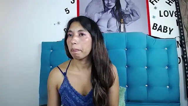 sweet skylove  online show from January 12, 2026, 7:08 pm