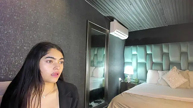 Snapshot of GiselOrtiz chatting on June 8, 2026, 12:38 pm GiselOrtiz online show from June 8, 2026, 12:38 pm