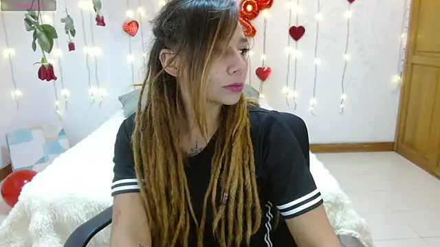 Snapshot of Natalia_Sativa716 chatting on February 14, 2025, 10:58 pm Natalia Sativa716 online show from February 14, 2025, 10:58 pm