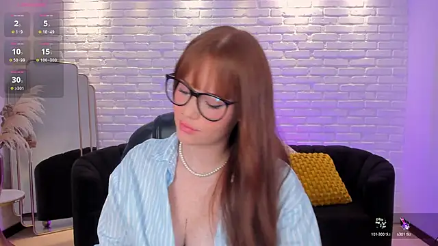 CorinneRusso online show from January 13, 2025, 5:33 am