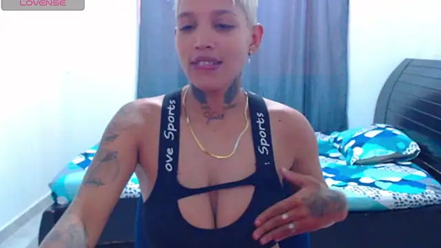 Dirty Zoe online show from August 7, 2026, 10:12 pm