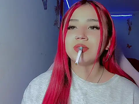 madisonx17 online show from October 22, 2025, 10:42 pm