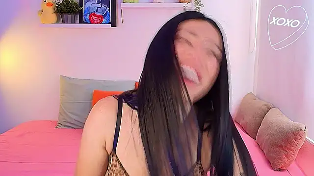 lilyy evanss online show from March 11, 2026, 8:37 pm