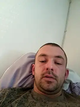 Snapshot of magicSeX4You chatting on February 21, 2025, 3:32 pm magicSeX4You online show from February 21, 2025, 3:32 pm