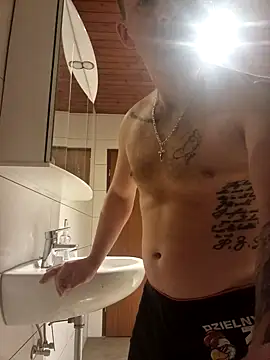 Snapshot of magicSeX4You chatting on February 25, 2025, 5:36 pm magicSeX4You online show from February 25, 2025, 5:36 pm