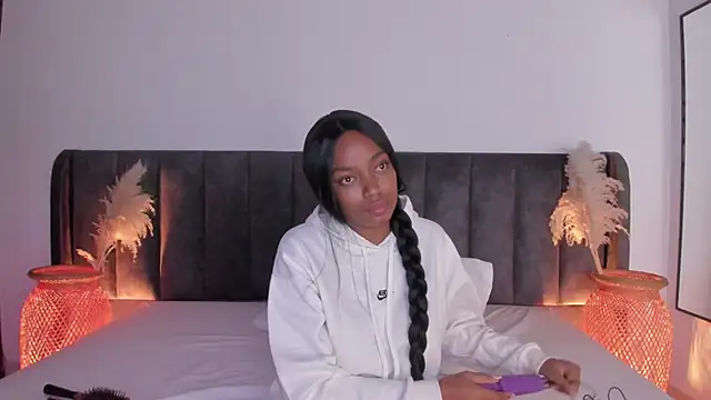 Martina jackson 15 online show from March 8, 2025, 5:07 am