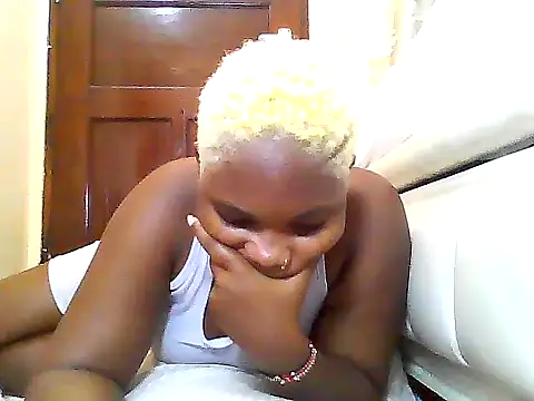 Snapshot of SexyKimberly23 chatting on August 3, 2026, 6:23 am SexyKimberly23 online show from August 3, 2026, 6:23 am