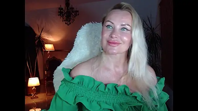 eyesangel22 online show from January 25, 2025, 6:23 am