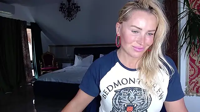 eyesangel22 online show from October 3, 2025, 11:29 am