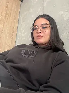 CamilaSofiia online show from February 15, 2026, 3:53 pm