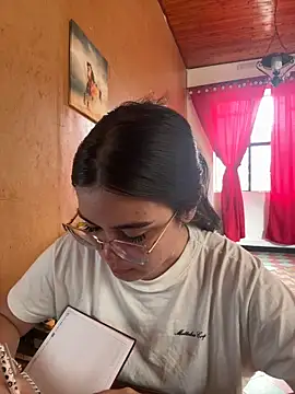 CamilaSofiia online show from March 9, 2026, 8:24 pm