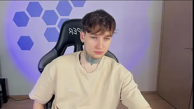 Chris Tyson online show from January 22, 2025, 1:31 am