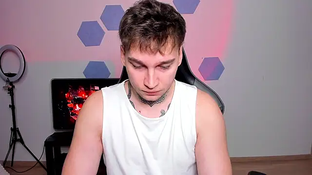 Chris Tyson online show from December 18, 2025, 9:37 am