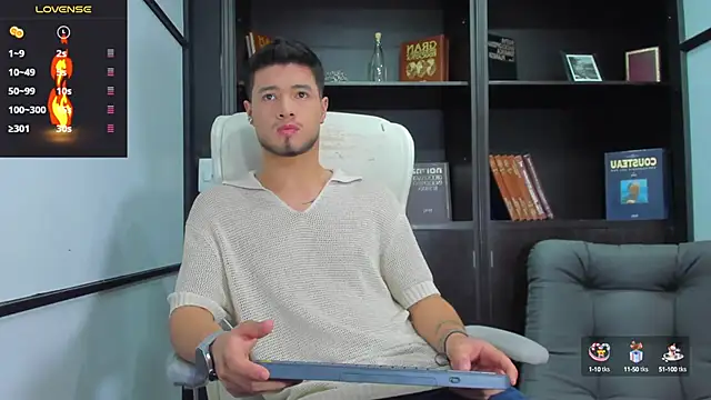 Snapshot of EdwardRoss_ chatting on February 21, 2025, 6:48 pm EdwardRoss online show from February 21, 2025, 6:48 pm