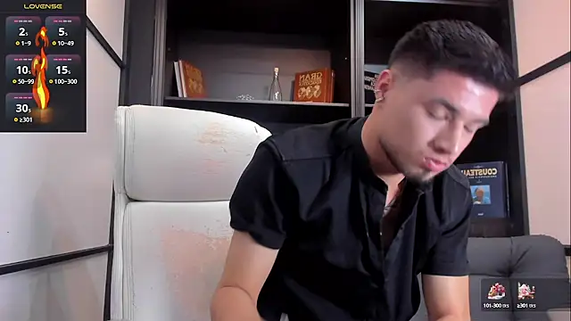 Snapshot of EdwardRoss_ chatting on March 6, 2025, 8:16 pm EdwardRoss online show from March 6, 2025, 8:16 pm