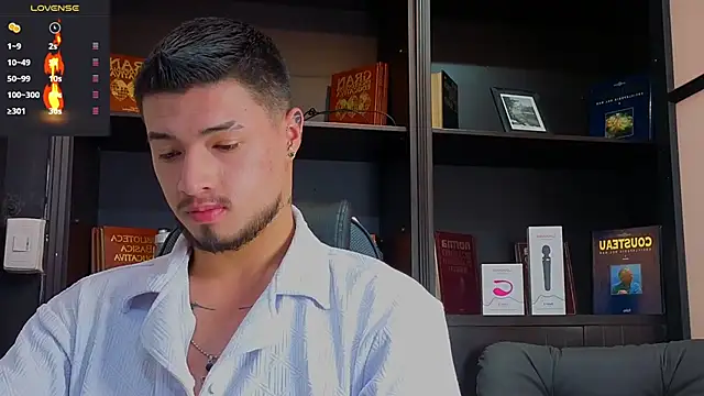 Snapshot of EdwardRoss_ chatting on September 24, 2025, 8:34 pm EdwardRoss online show from September 24, 2025, 8:34 pm