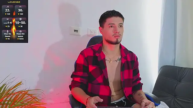 Snapshot of EdwardRoss_ chatting on February 14, 2026, 8:27 pm EdwardRoss online show from February 14, 2026, 8:27 pm