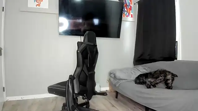 Persiasparadise online show from October 7, 2025, 10:07 pm