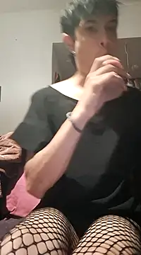 LYZBORNHD online show from February 27, 2025, 10:53 pm