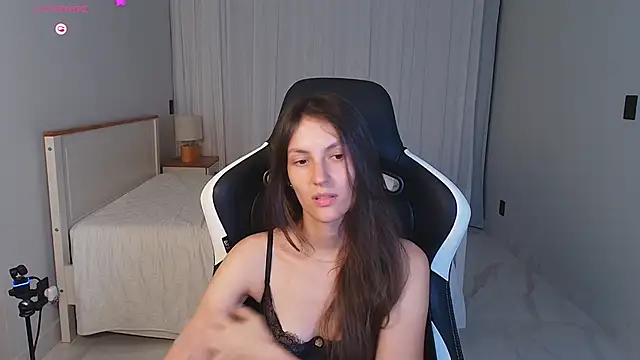 upssnowy online show from April 10, 2026, 9:30 pm