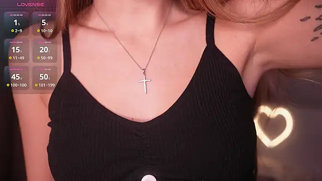 ErinLewist online show from June 3, 2026, 1:08 am