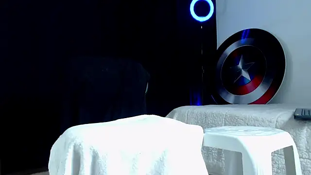 Antonywebb94 online show from March 2, 2025, 6:16 am