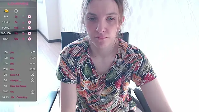 LisaHeart online show from February 18, 2025, 12:06 pm