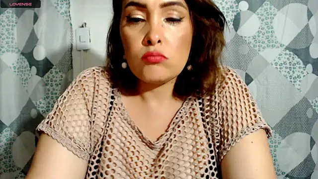 Miss Agatha online show from March 21, 2025, 2:39 am