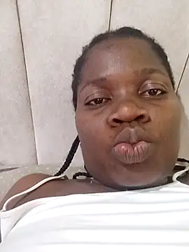 Snapshot of pearl7979 chatting on December 8, 2024, 8:36 pm pearl7979 online show from December 8, 2024, 8:36 pm