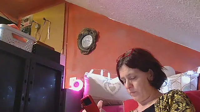 Snapshot of lanax chatting on November 12, 2025, 12:27 pm lanax online show from November 12, 2025, 12:27 pm